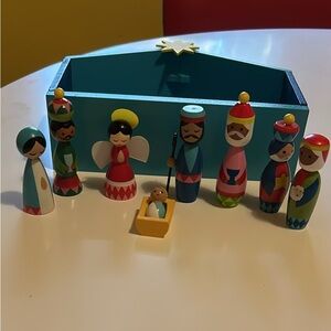 Wondershop Nativity Set